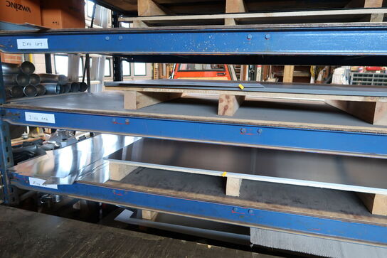 Div. Jernplader m.m. på reol