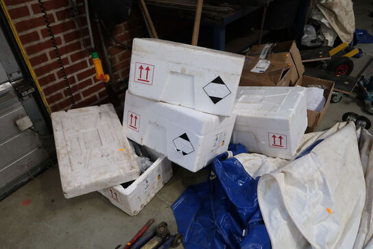 Div. Termokasser med indhold