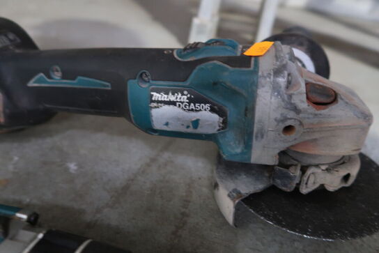 2 stk. akku håndværktøj MAKITA DHP484, DGA506 med 2 stk. batterier