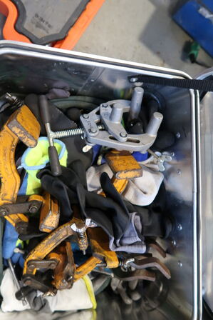 Opbevaringskasse JUMBO med div. Værktøj