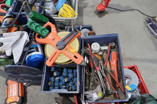 Div. Værktøj, reservedele m.m.