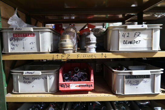 4 fag lagerreoler med div. Varelager og reservedele