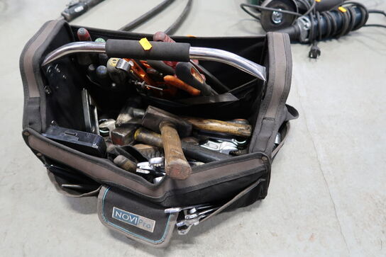 Værktøjstaske med div. Værktøj