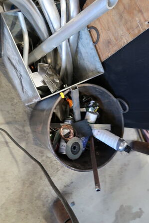 Div. Murerspande, div. Jern m.m.