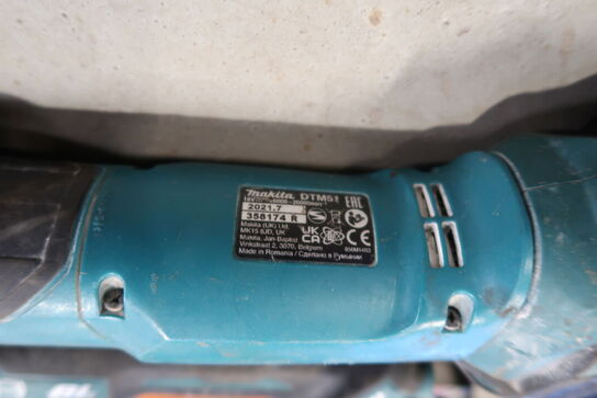 2 stk. akku håndværktøj MAKITA DTM51, DGA506, med batteri