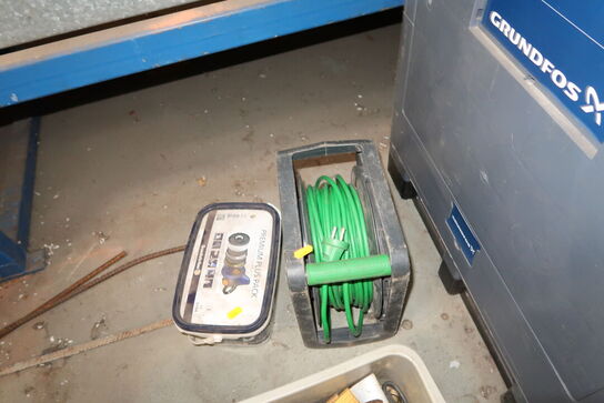 Div. Værktøj, kabeltromle samt opbevaringskasse