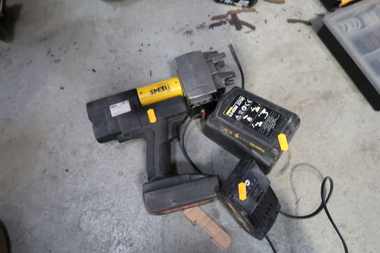 Akku axialpresse REMS 573008 med 3 stk. batterier og lader