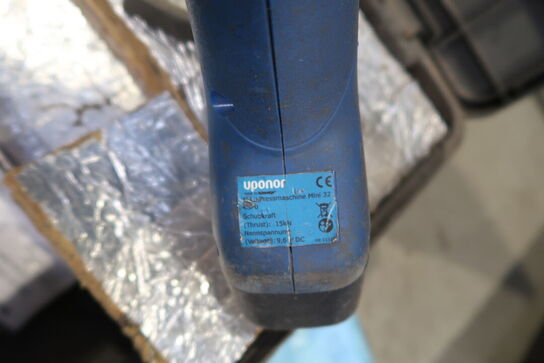 Akku presseværktøj UPONOR Mini 32 med div. Tilbehør