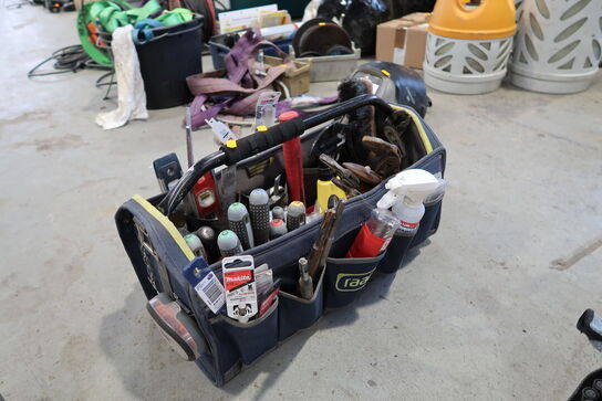 Værktøjstaske med div. Værktøj