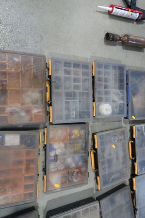 Div. Sortimentskasser med div. Varelager og reservedele