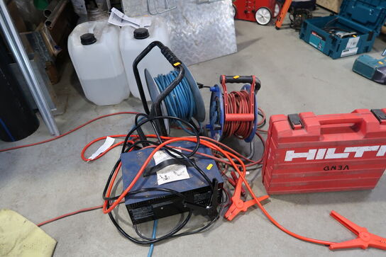 2 stk. kabeltromler samt lader EINHELL BT-BC 15