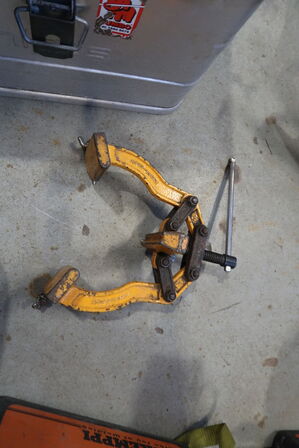 Opbevaringskasse JUMBO med div. Værktøj