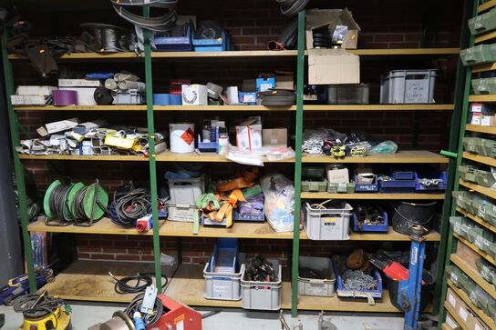 3 fag lagerreoler uden indhold