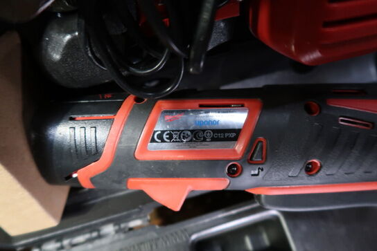 Akku expansionsværktøj MILWAUKEE C12 PXP med 2 stk. batterier og lader