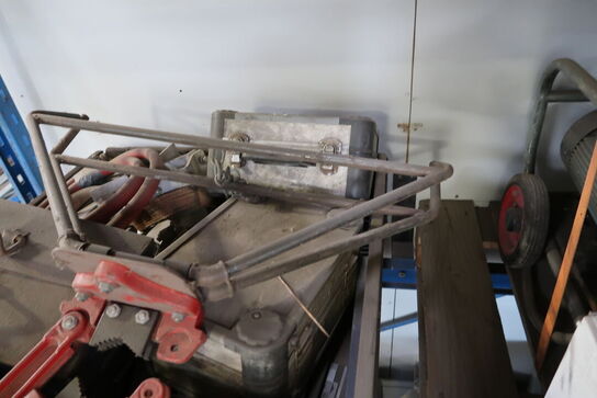 Palle med div. Værktøj