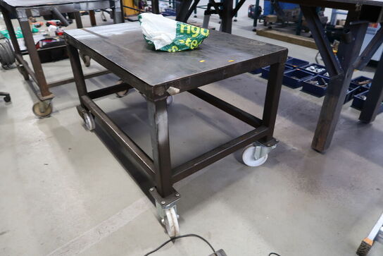 Arbejdsbord på hjul