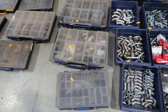 Div. Sortimentskasser med div. Varelager og reservedele