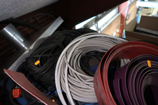 Div. Forlængerledninger m.m.