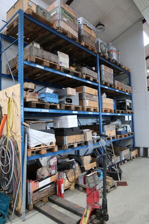 Pallereol uden indhold