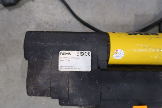 Akku axialpresse REMS 573008 med 2 stk. batterier og lader
