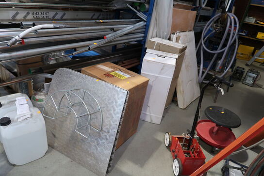 Div. Varelager i kasser m.m.