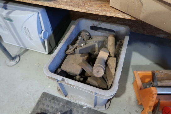 Værktøjstaske med div. Værktøj m.m.