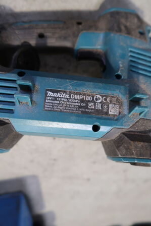 Akku håndværktøj MAKITA DMP180 med 2 stk. batterier og lader