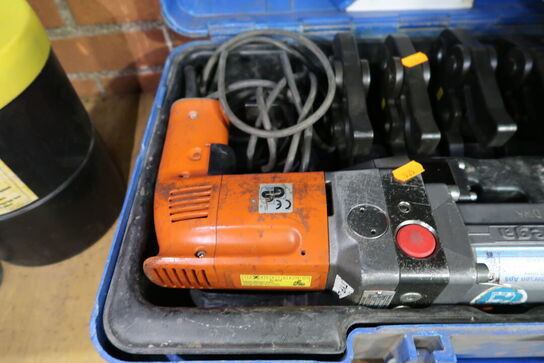 Pressemaskine VIEGA Nussbaum