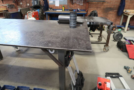 Svejsebord med skruestik