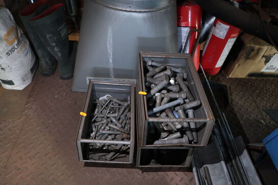 Div. Bolte, ildslukkere m.m.