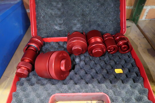 Kasse med specialværktøj