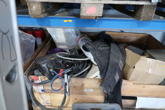 Palle med svejseværk, div. Svejseslanger (defekt)