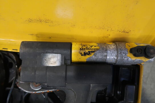 Akku radialpresse REMS 578001 med 2 stk. batterier og lader og div. Pressekæber