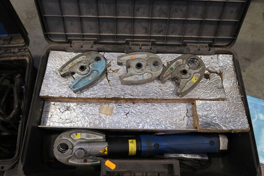 Akku presseværktøj UPONOR Mini 32 med div. Tilbehør