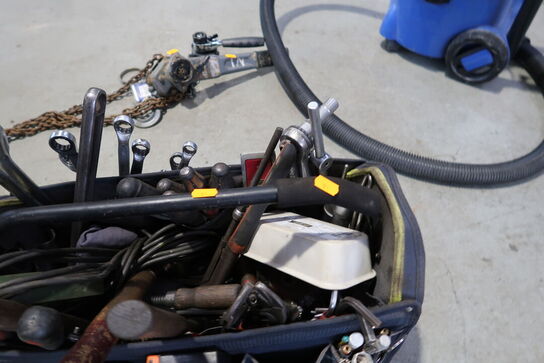 Værktøjstaske med div. Værktøj