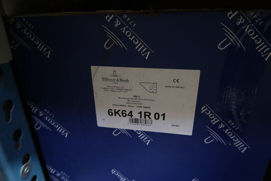 Pallereol med div. Varelager og reservedele