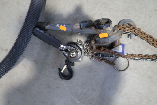 2 stk. skraldetaljer