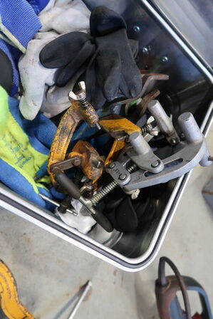 Opbevaringskasse JUMBO med div. Værktøj