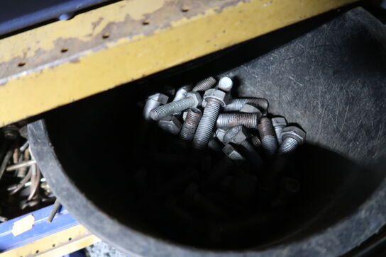 Div. Værktøj, bolte m.m.