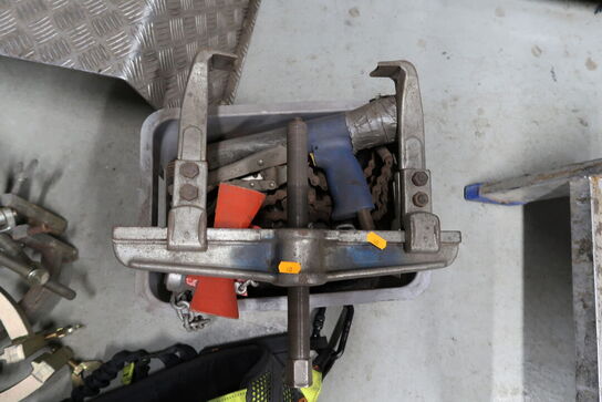 Aftrækker samt div. Værktøj