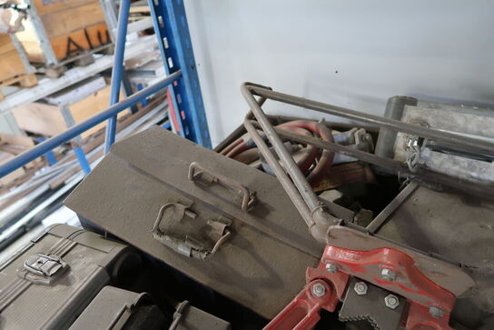 Palle med div. Værktøj