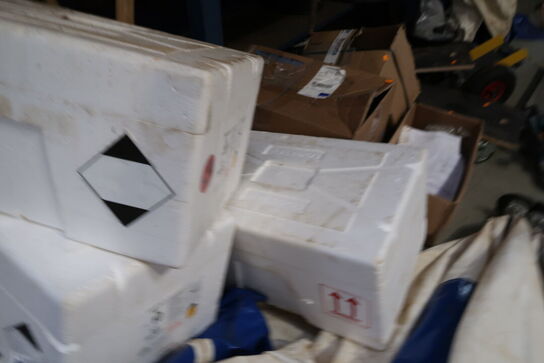 Div. Termokasser med indhold