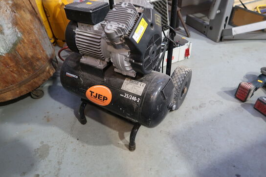Kompressor TJEP 25/240-2