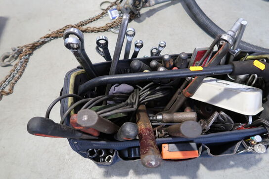 Værktøjstaske med div. Værktøj