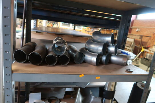 Lagerreol med div. Varelager