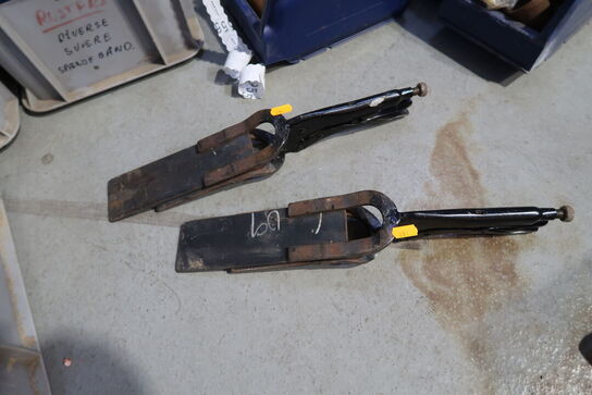 2 stk. specialværktøj