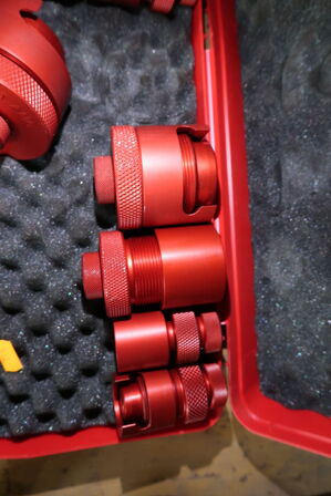 Kasse med specialværktøj