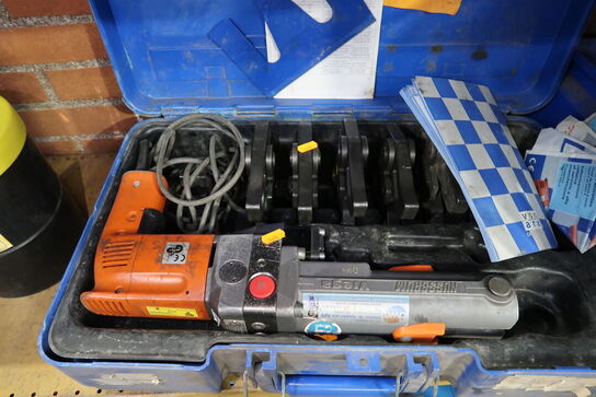 Pressemaskine VIEGA Nussbaum