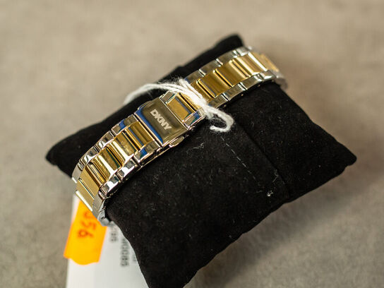 Ur DKNY Westside Midi 25,5x33,5 mm