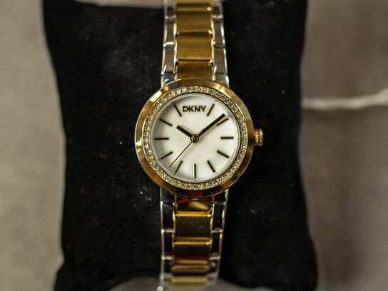 Ur DKNY Eastside Mini 28 mm